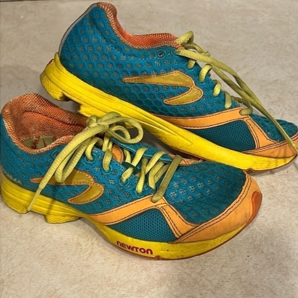 Newton‎ running shoes
